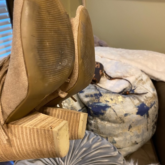 Coconuts - Picture 3 of 4